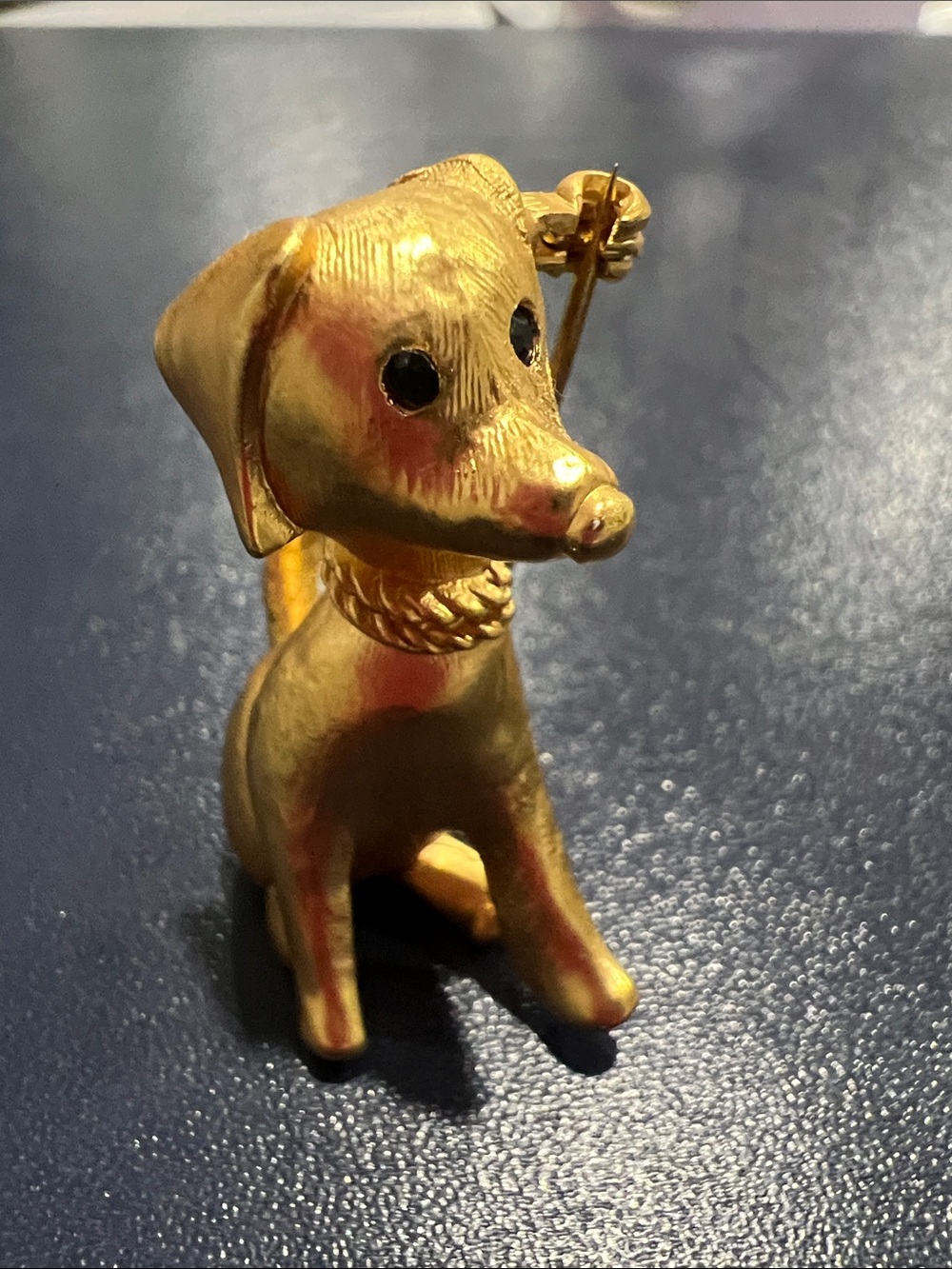 F#105-Gold-Tone Dog Figurine Pin - Gold Color